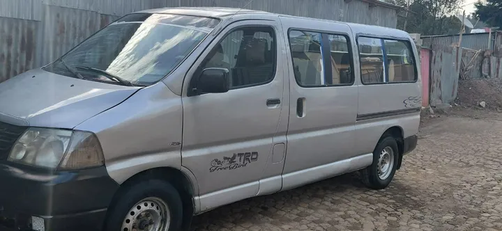 Toyota Dolphin 2008 Diesel Manual – photo 8
