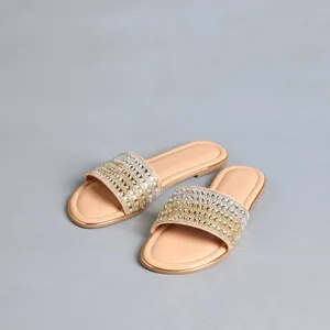 MAX slip on sandal