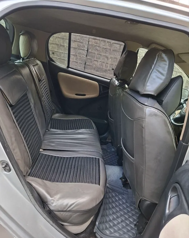 Toyota Vitz 2004 Automatic – photo 4