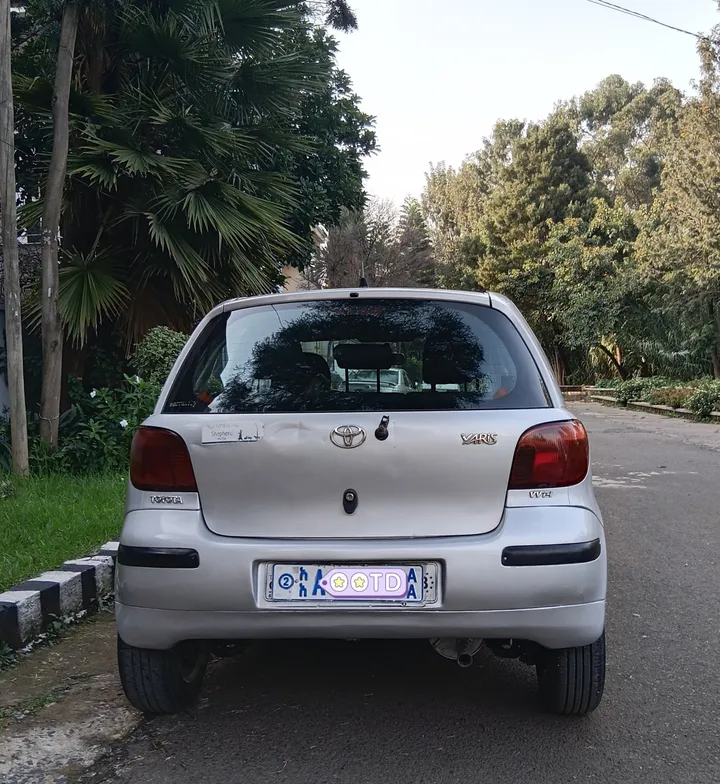 Toyota Vitz Yaris 2004 Manual – photo 5