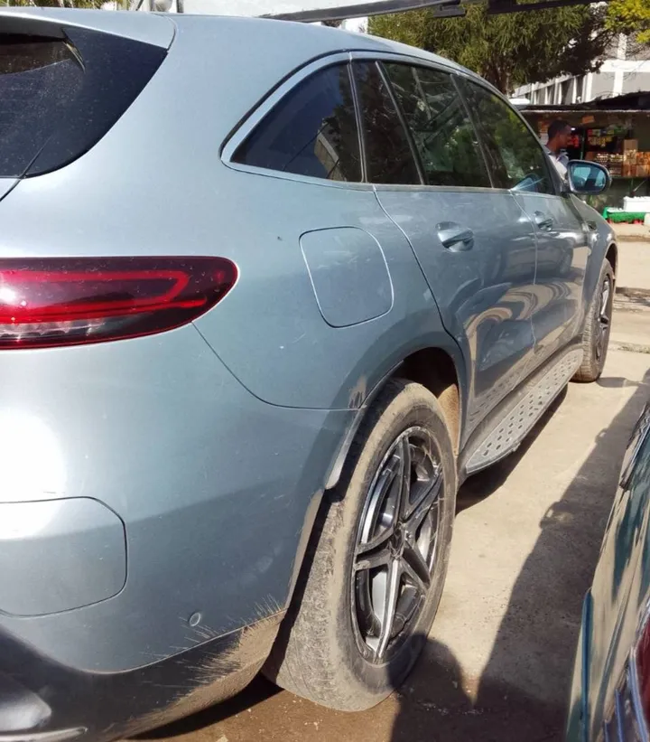 2022 Mercedes-Benz EQC 400 4Matic – photo 4