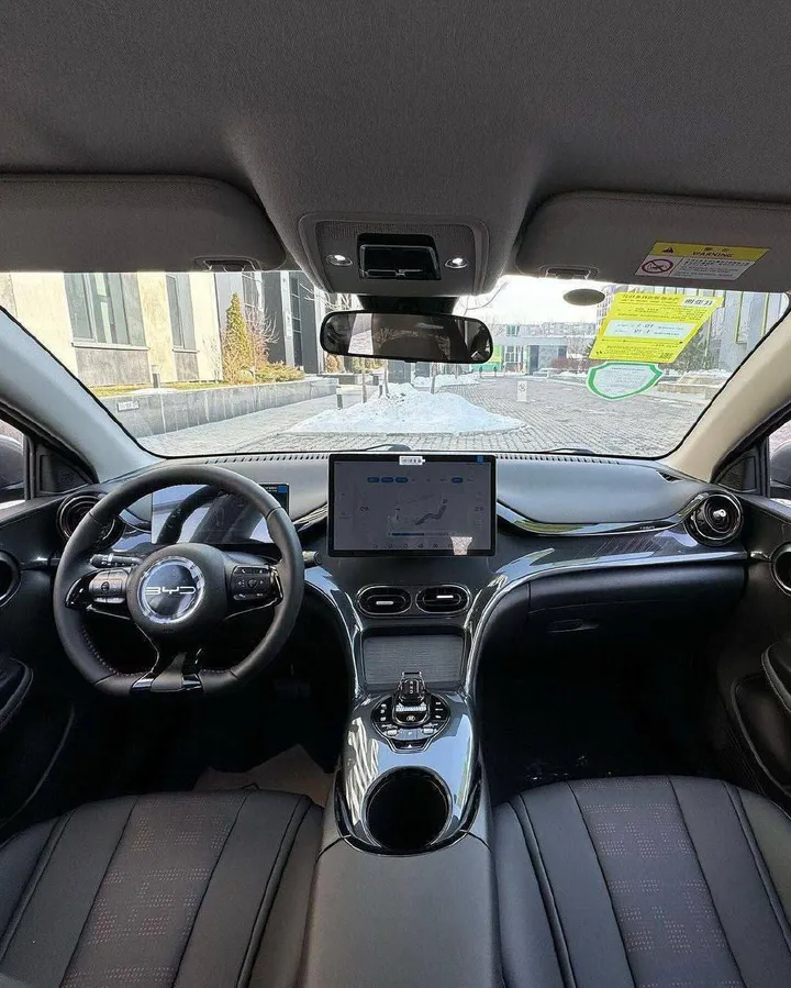 BYD E2 2024 Electric Hatchback – photo 4