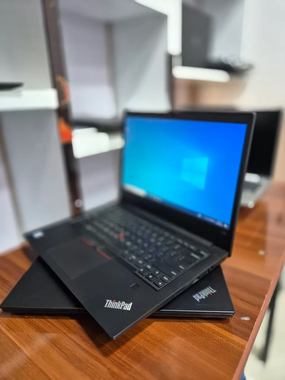 Lenovo ThinkPad E480 Core i5 Laptop – photo 3