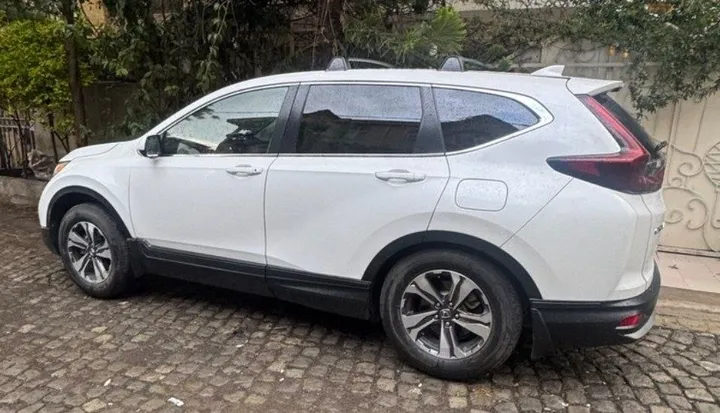 Honda CR-V 2021 Automatic Full Option – photo 3