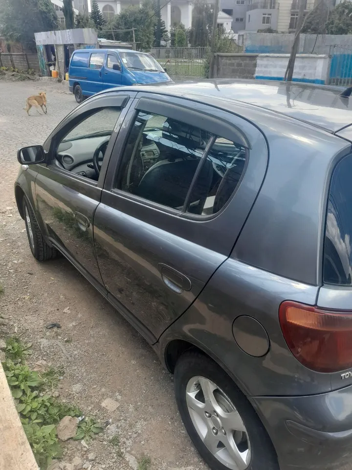 Toyota Vitz Yaris 2005 Manual – photo 7