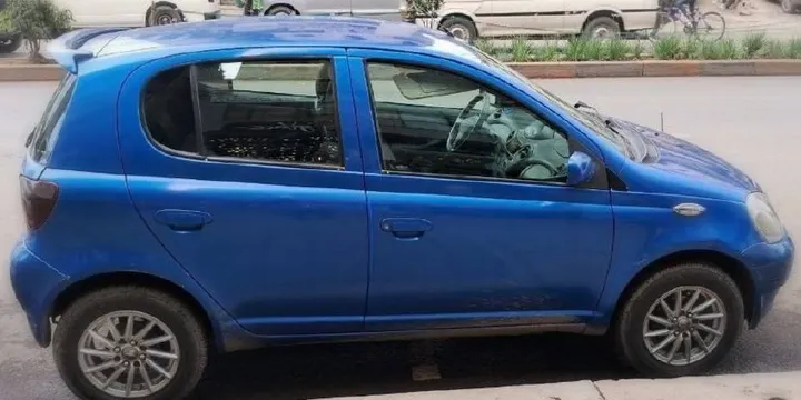 Toyota Vitz 2001 Hatchback – photo 5