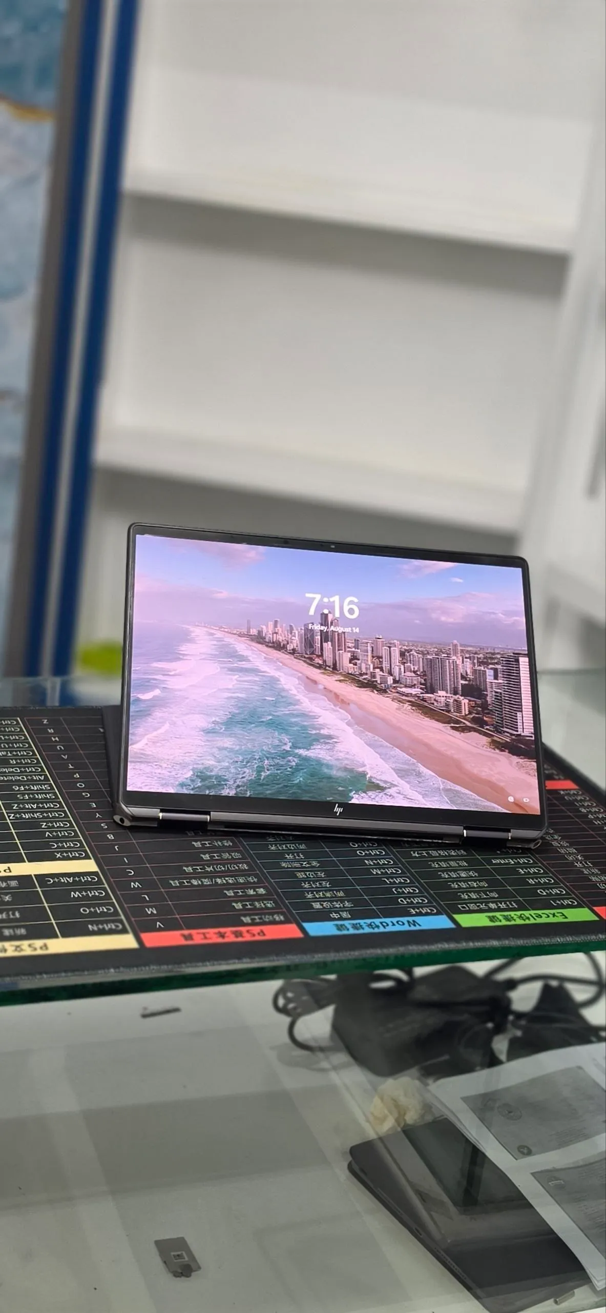 HP Spectre x360 i7 Convertible Laptop – photo 6