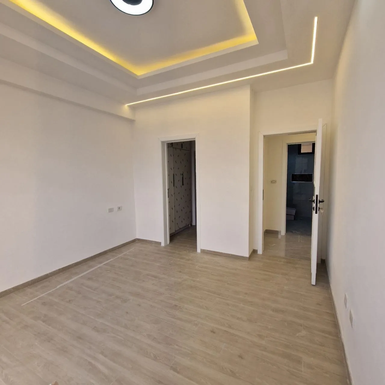 Luxury 2 Bedroom Apartment German Square – photo 7