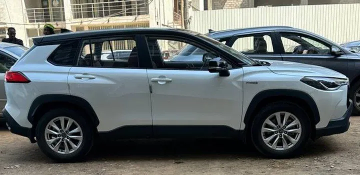 2023 Toyota Corolla Cross Hybrid – photo 7