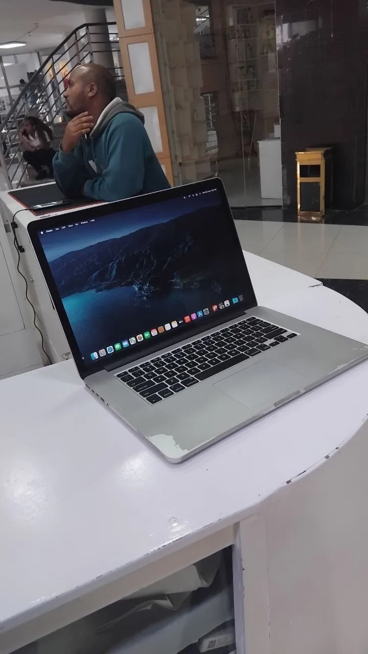 Apple MacBook Pro 2014 15 Inch – photo 4