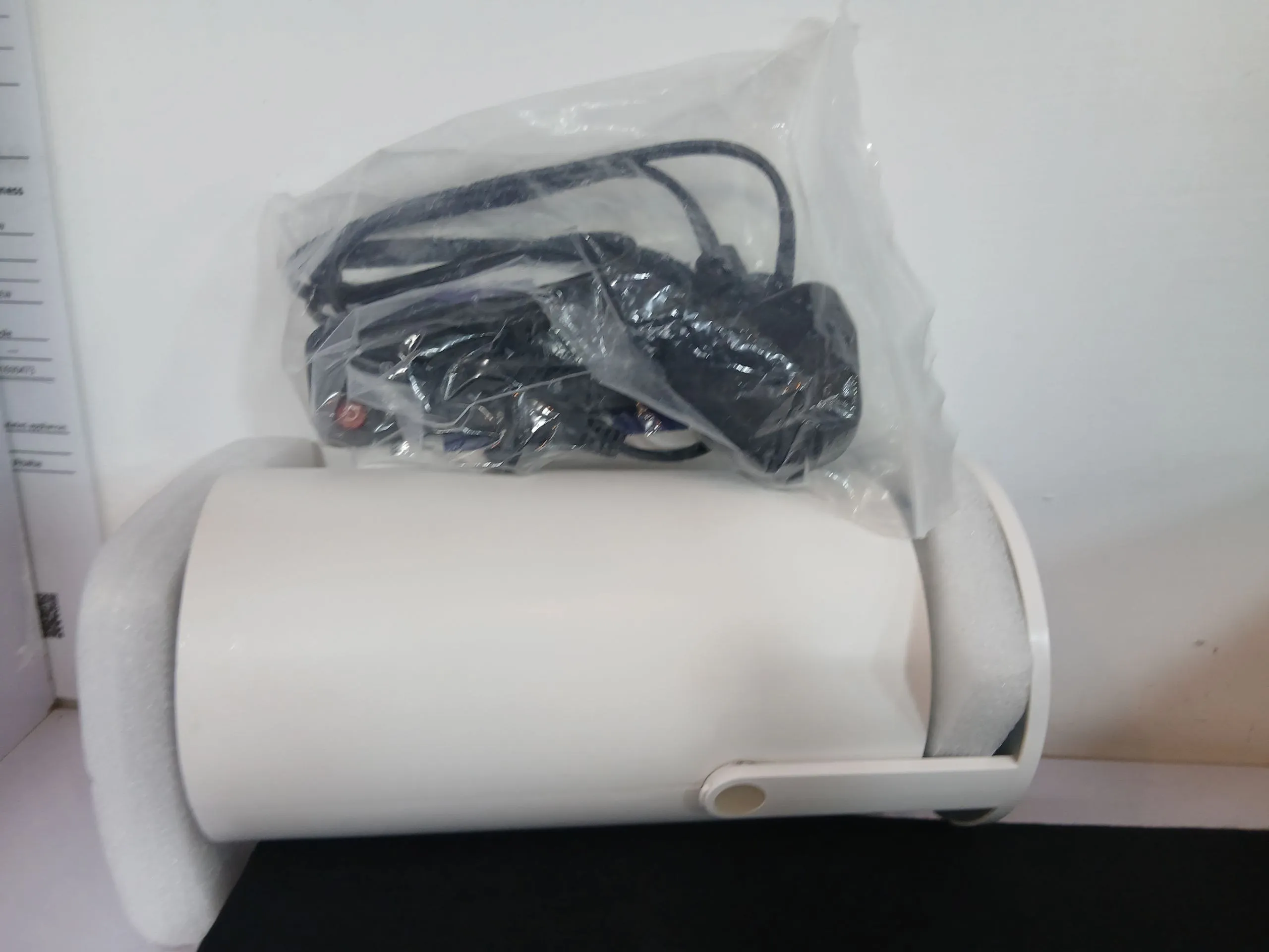 Smart Mini Projector Android 11 – photo 3