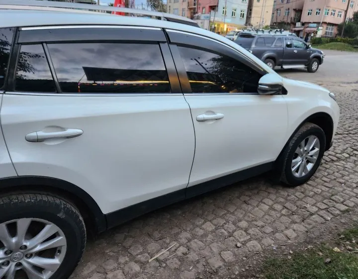 Toyota RAV4 2014 Automatic – photo 4