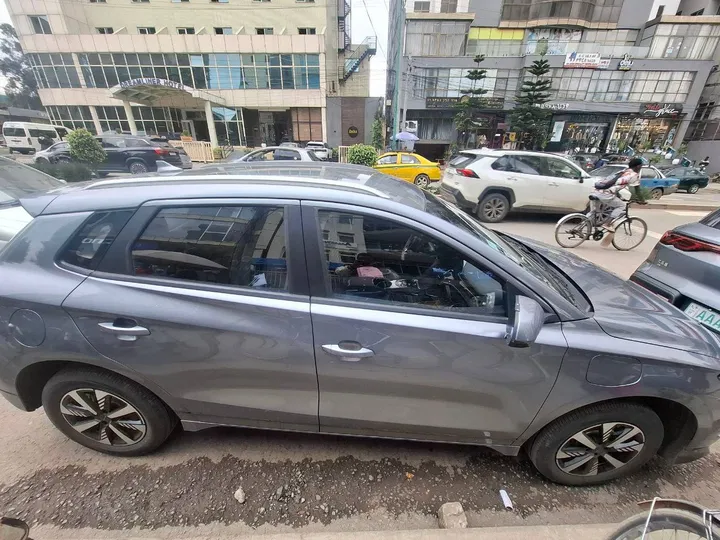 BYD E2 2025 Electric Car – photo 3