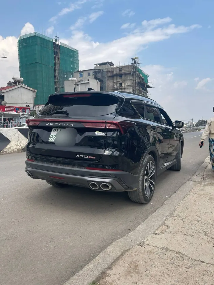 Jetour X70 Plus 2022 – photo 5