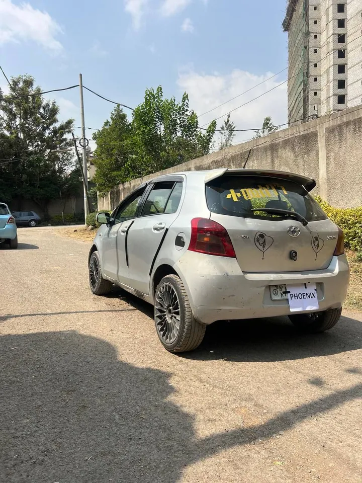 Toyota Compact 2008 Automatic – photo 5