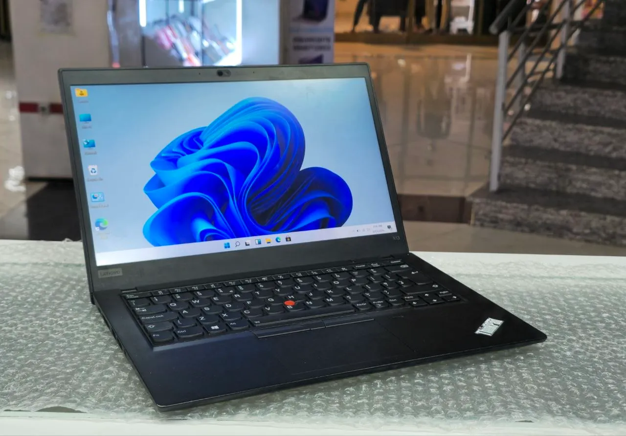 Lenovo ThinkPad X13 Business Laptop – photo 3