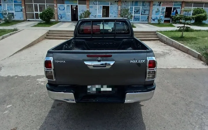Toyota Revo Hilux 2017 4WD – photo 5