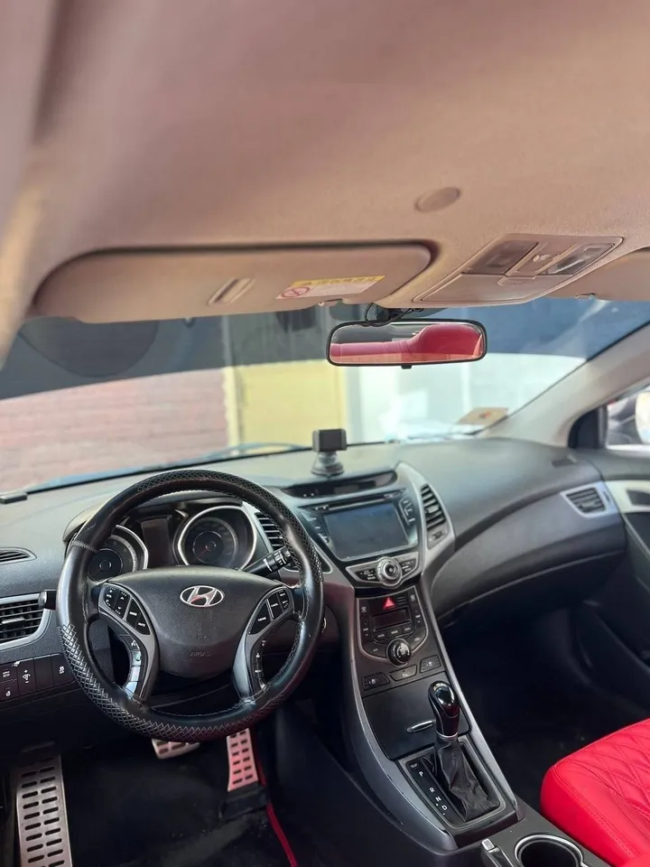 Hyundai Avante 2015 Automatic – photo 6