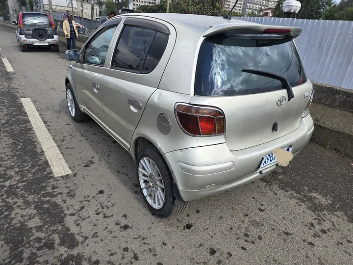 Toyota Vitz 2004 Automatic – photo 3