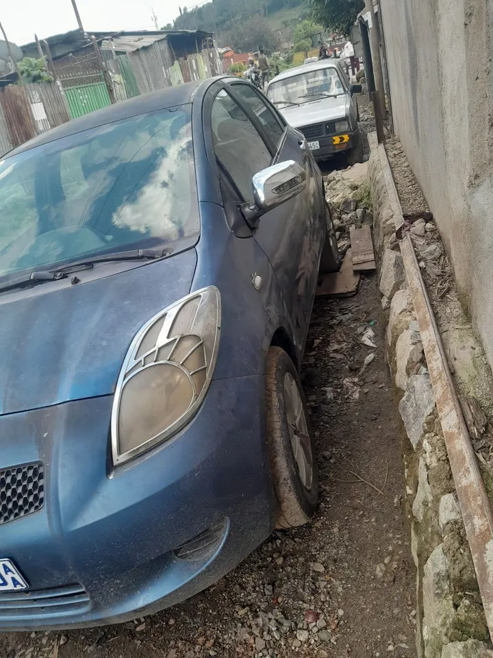 Toyota Yaris Compact 2006 Manual – photo 5