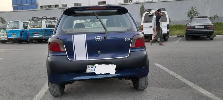 Toyota Vitz 2001 Automatic – photo 3