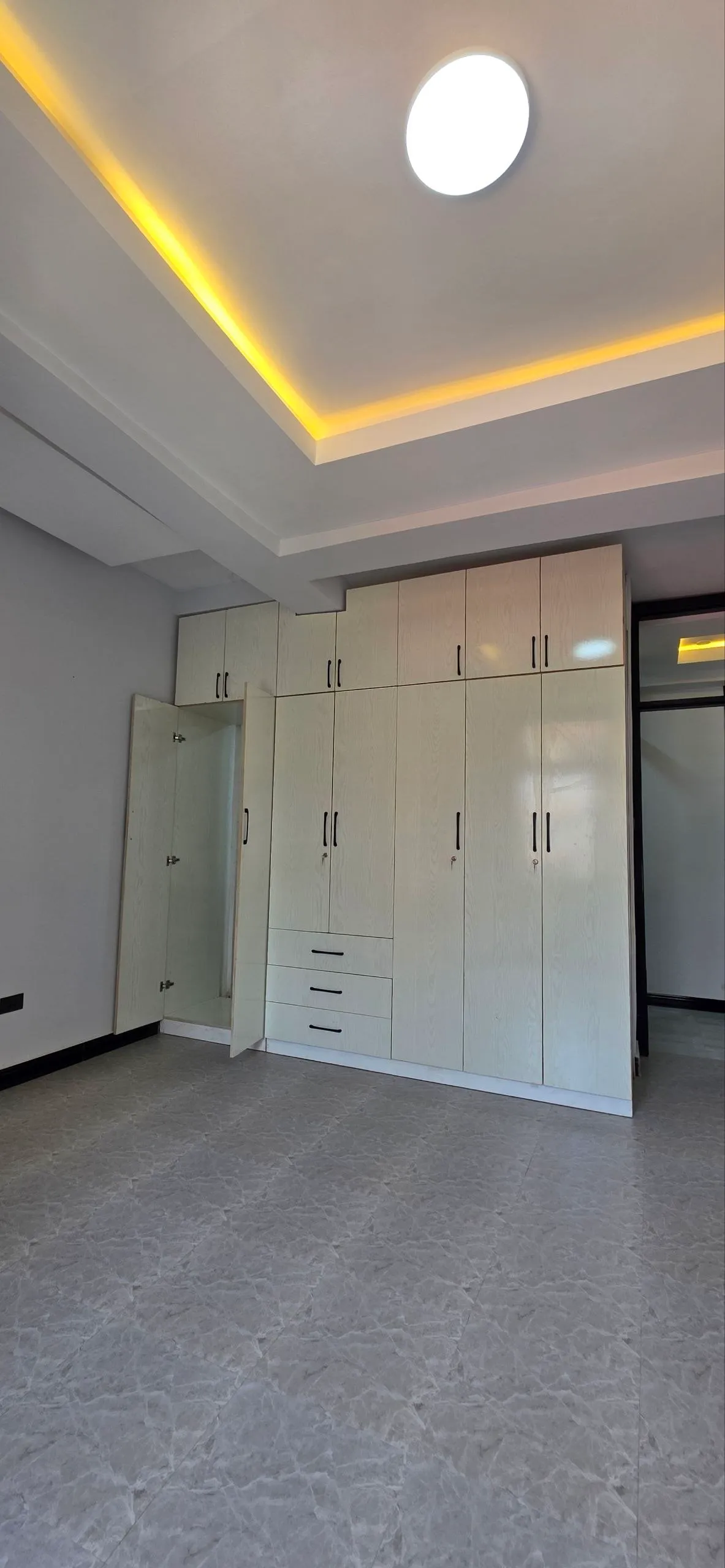 3 Bedroom 105 sqm 6th Floor Apartment – photo 6