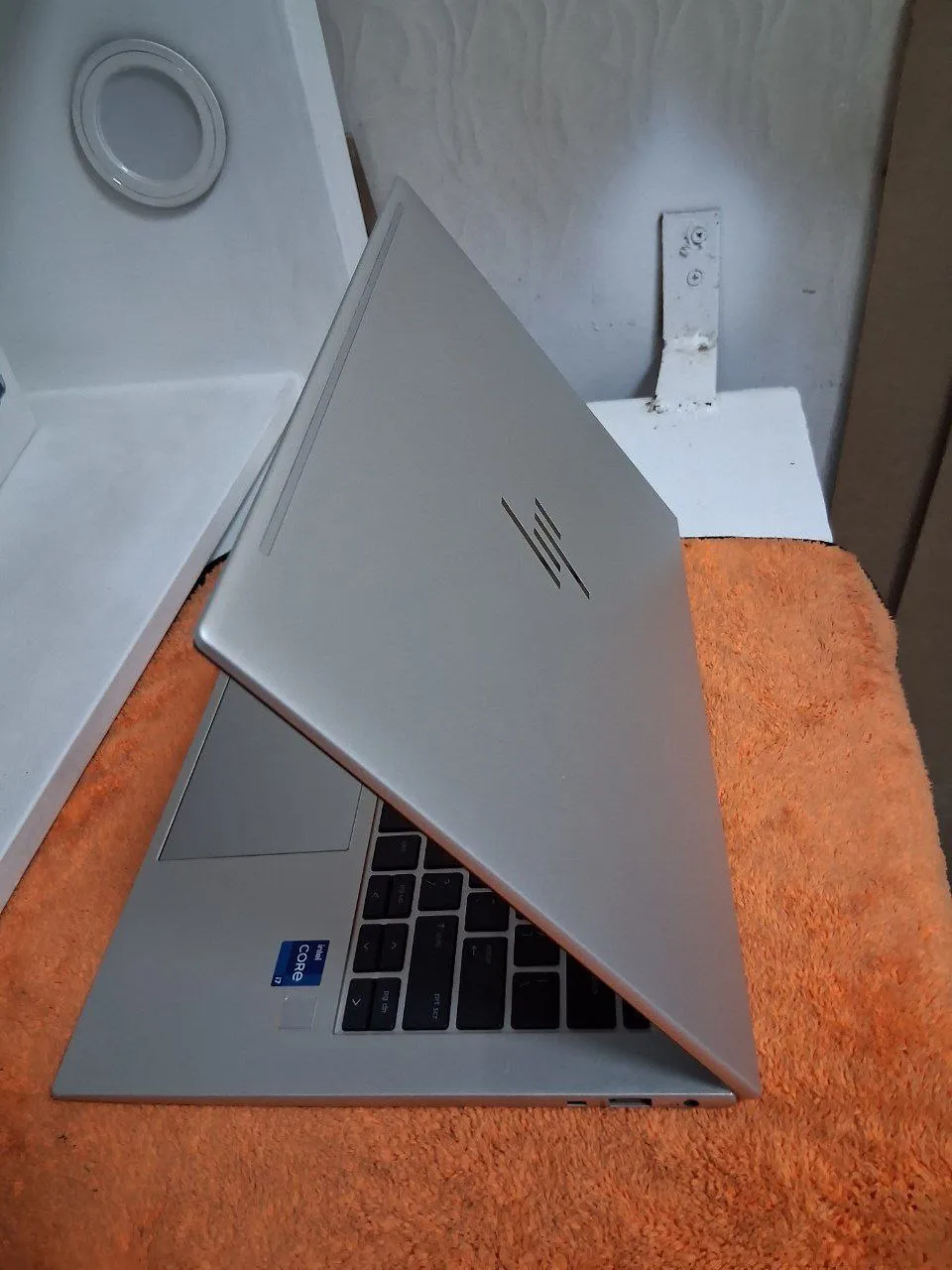 HP EliteBook 840 G9 i7 Laptop – photo 4