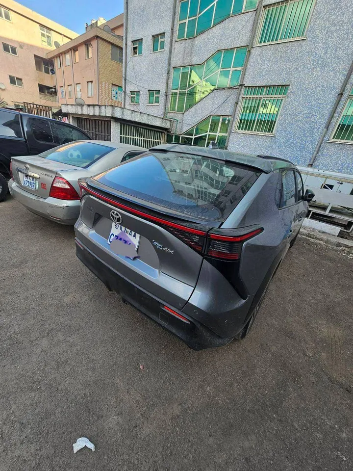 Toyota bZ4X Ultra EV 2024 – photo 3
