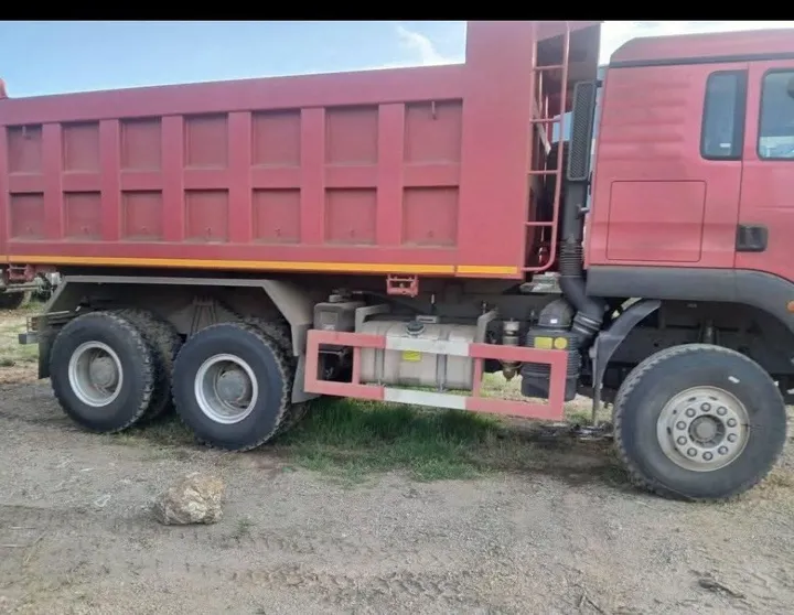Sino TX 336HP Dump Truck – photo 3