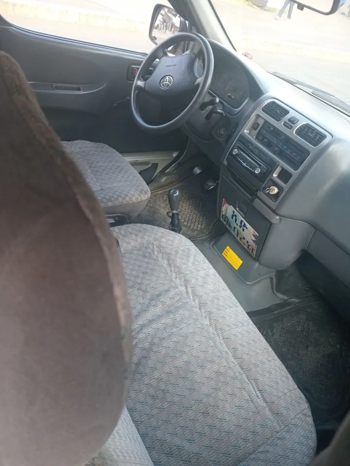 Toyota D4D Van 2006 – photo 4