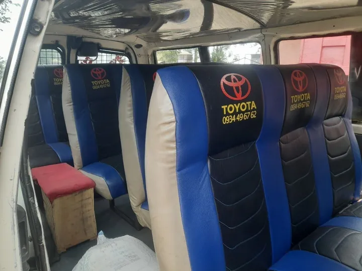 Toyota Hiace 2001 D4D Diesel – photo 7