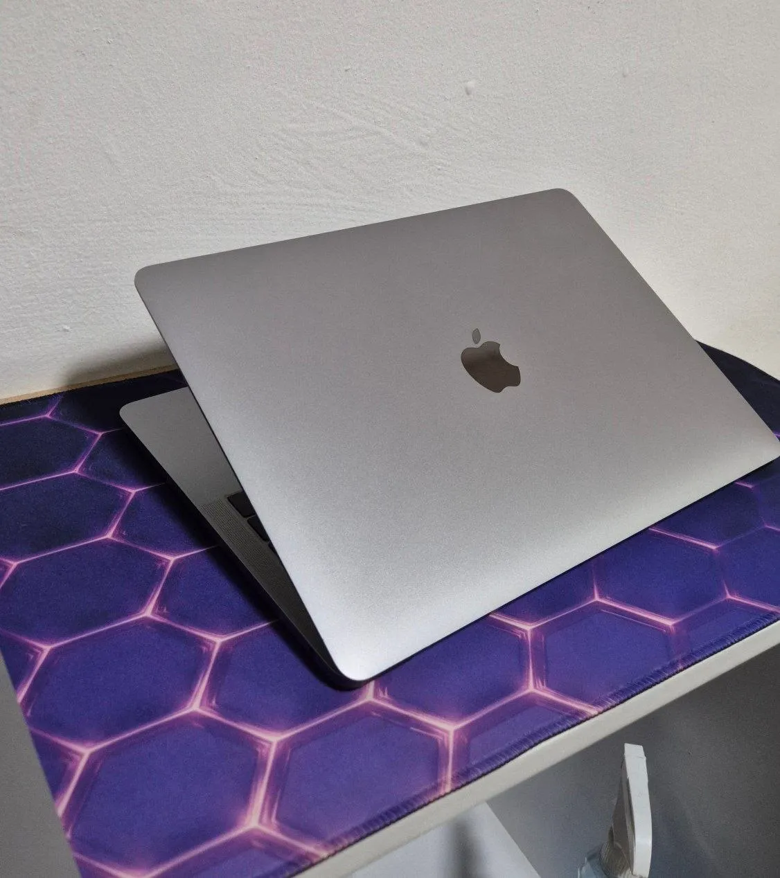 Apple MacBook Pro 2017 i5 8GB 256GB – photo 3