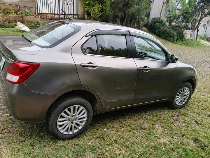 Suzuki Dzire 2022 Automatic – photo 4