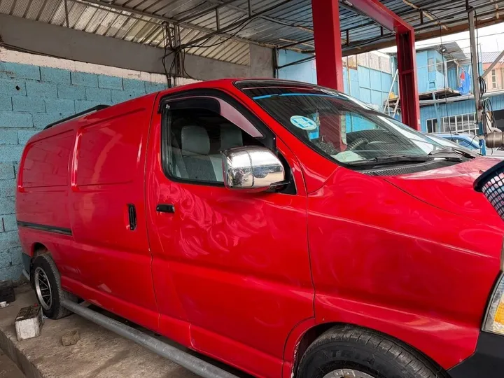 Toyota D4D Van 2011 Manual – photo 4