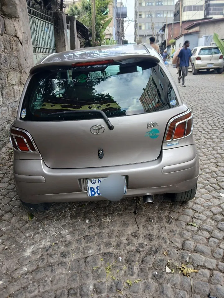 Toyota Vitz 2003 – photo 5