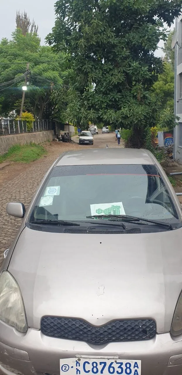 Toyota Vitz 2004 Automatic – photo 3