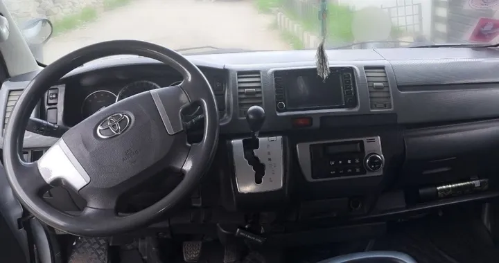 Toyota HiAce Abadula Super GL 2017 – photo 5
