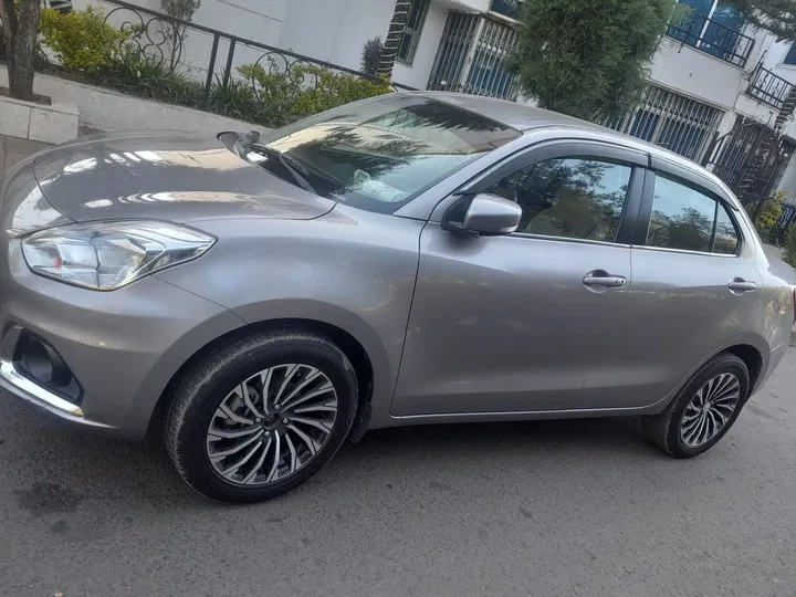 Silver Suzuki Dzire 2022 Automatic – photo 4