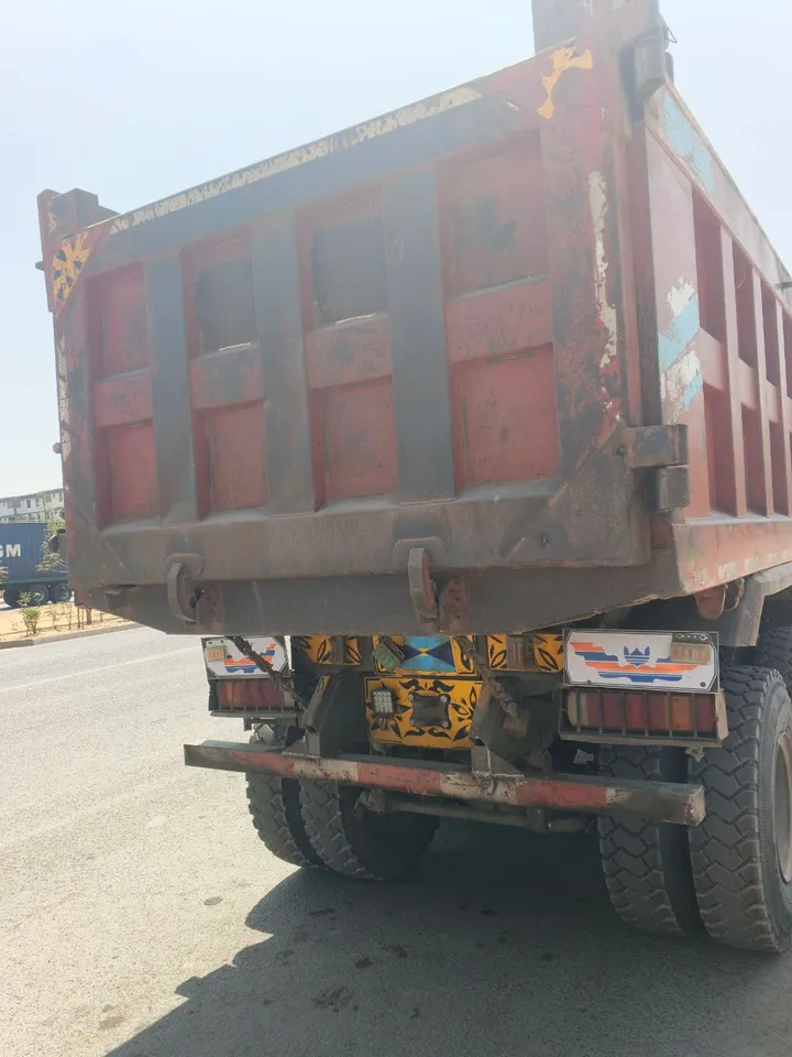 Sinotruk Howo Dump Truck 2017 – photo 4
