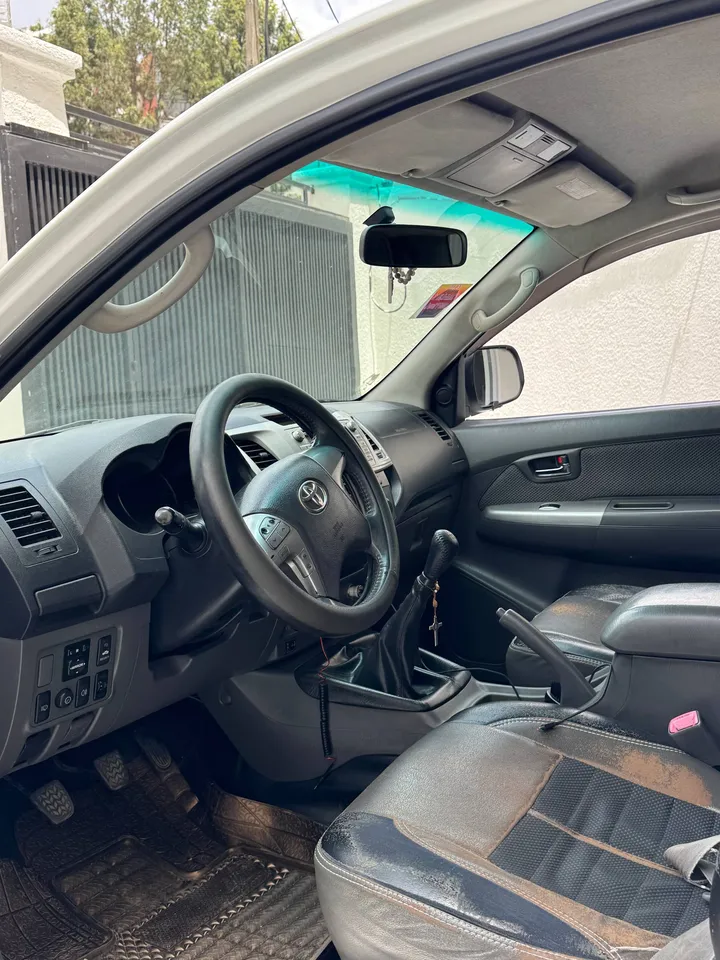 Toyota Hilux Vigo D4D 2013 – photo 7