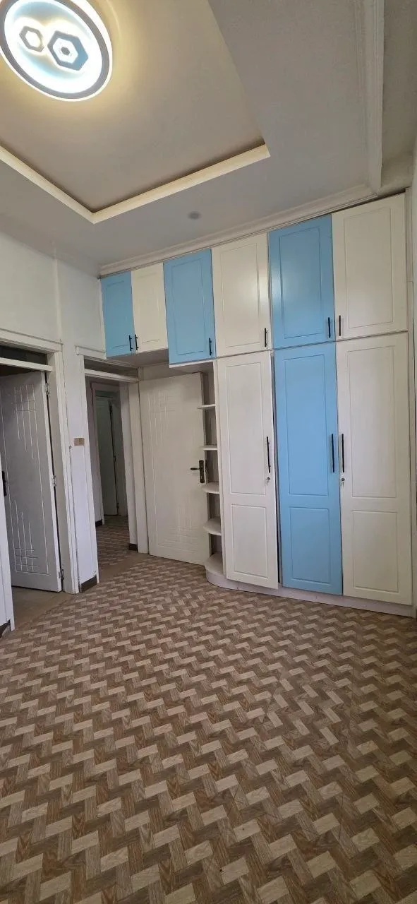 3-Bedroom Villa in Summit – photo 9