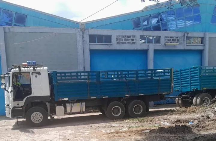 Sinotruk Howo Truck with Trailer – photo 5