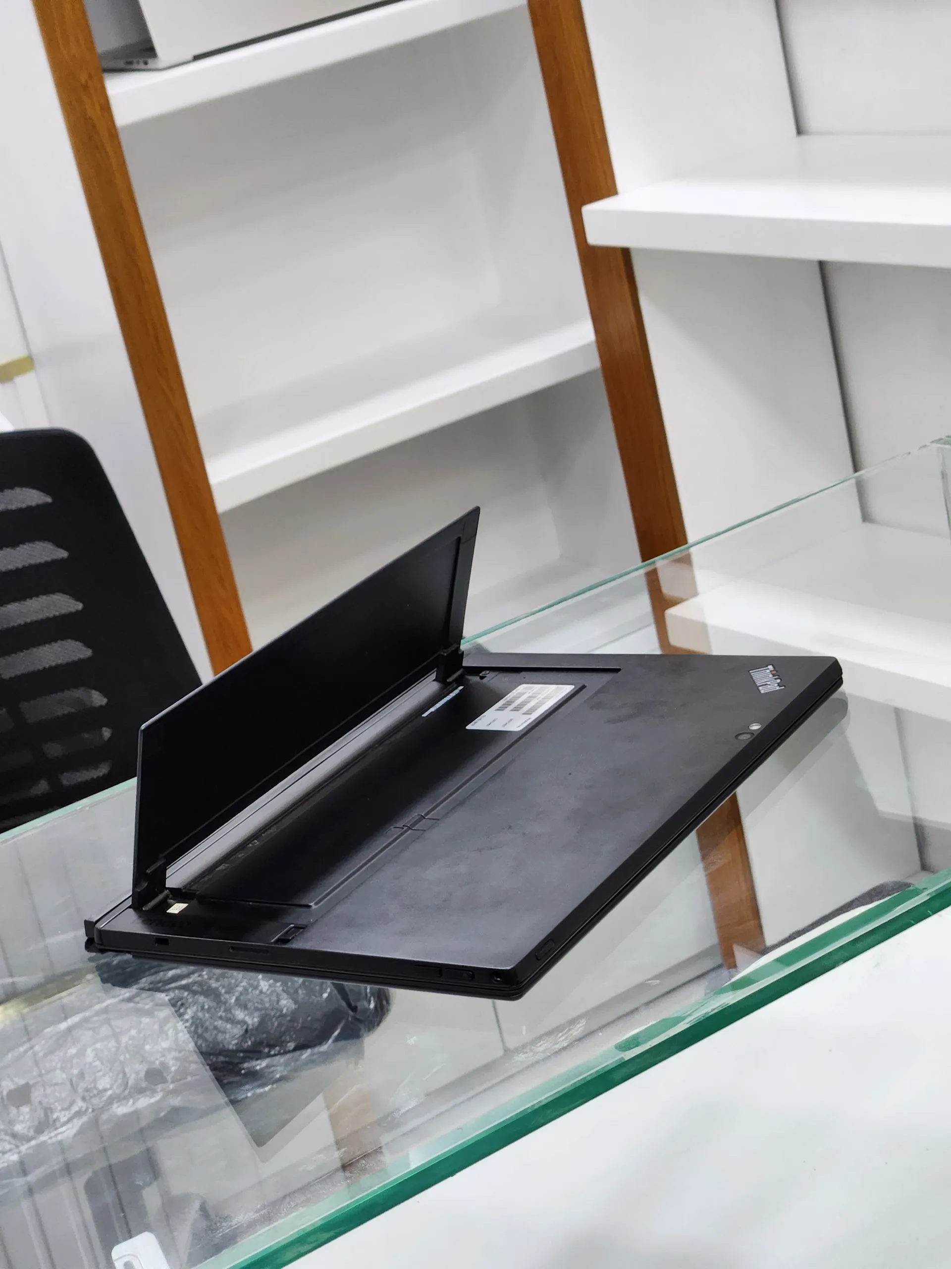 Lenovo ThinkPad X1 i5 Laptop – photo 4