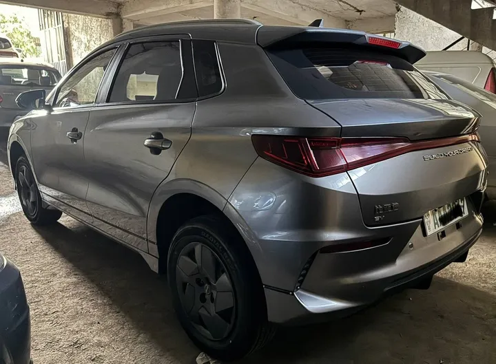 BYD E2 2025 – photo 3