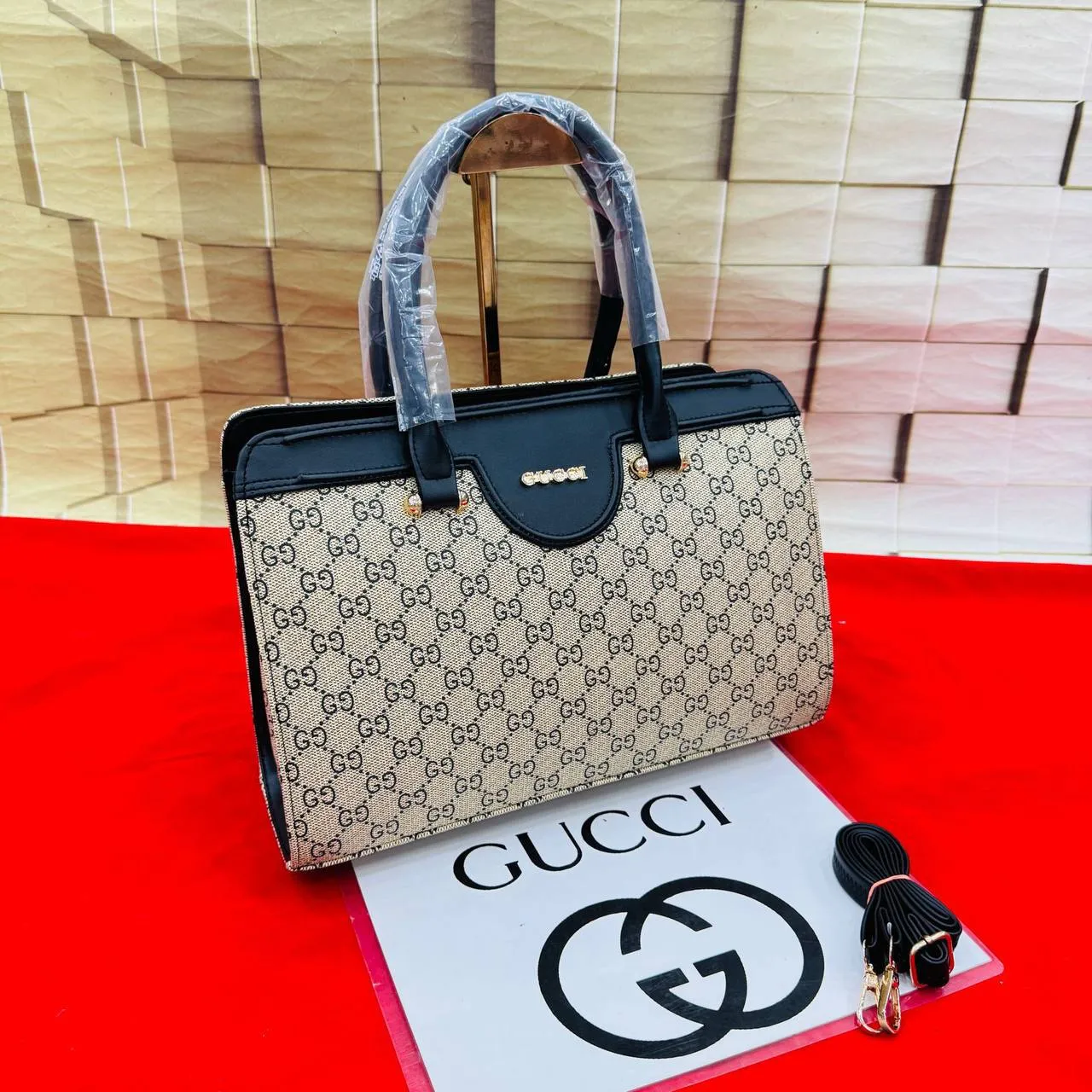 Gucci Ladies Sling Bag – photo 3