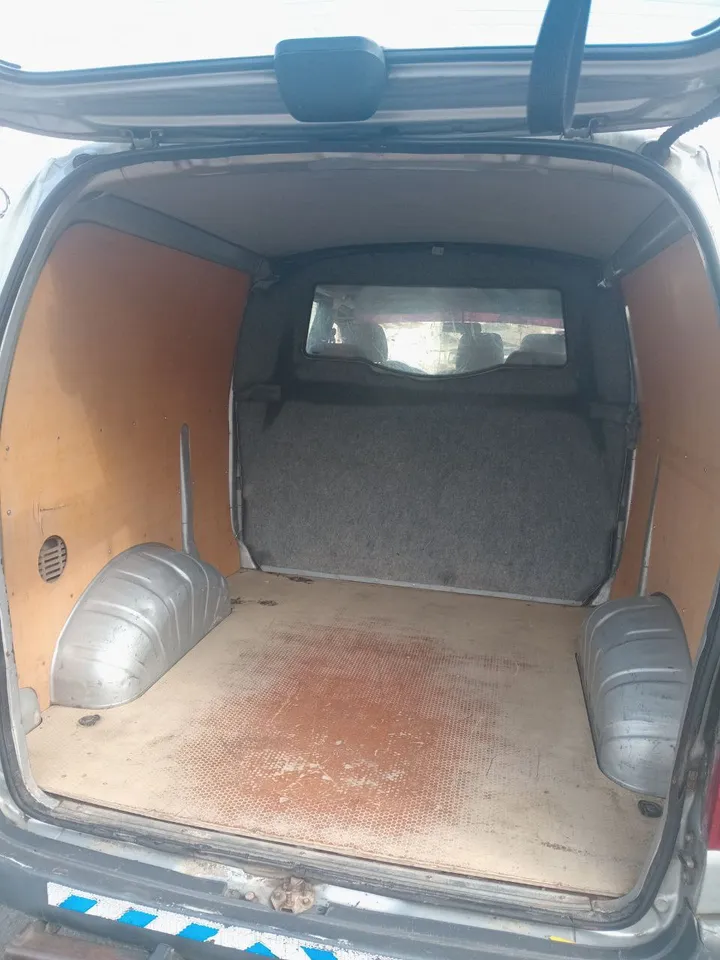Toyota D4D Van 2006 – photo 6