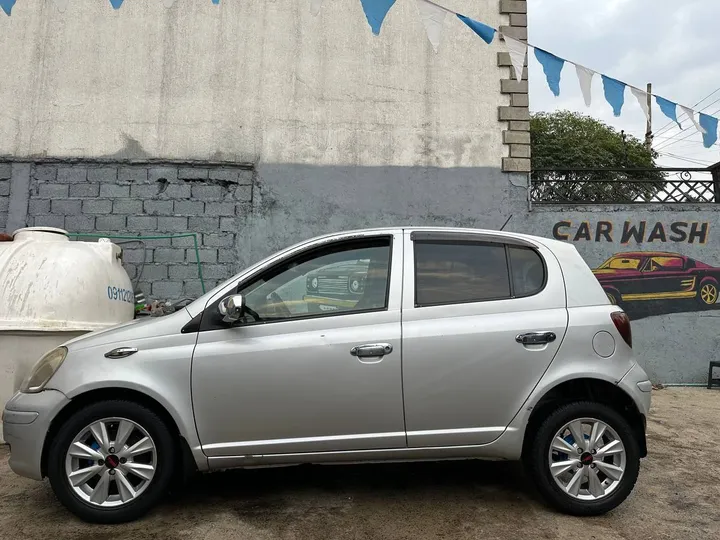 Toyota Vitz 2004 Automatic – photo 9