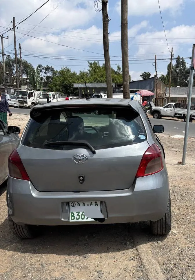 Toyota Compact 2006 Automatic – photo 4