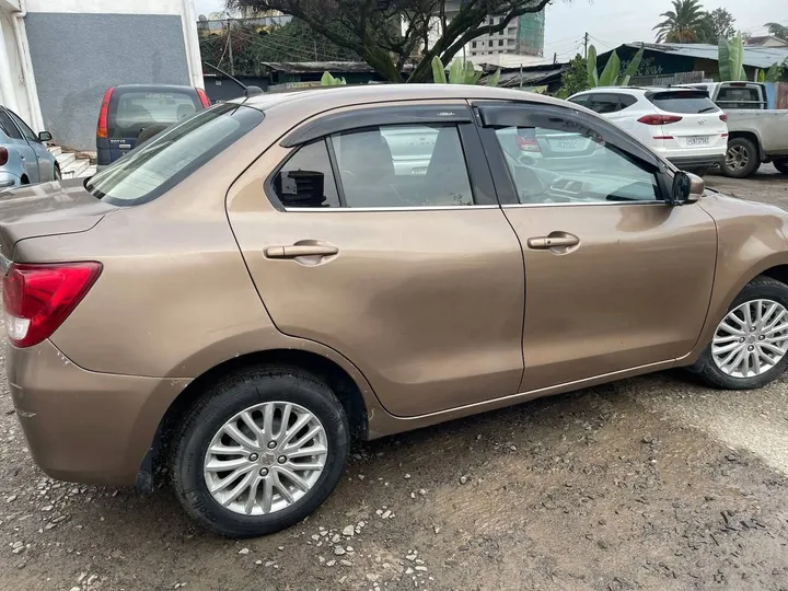 Suzuki Dzire 2020 Automatic – photo 5