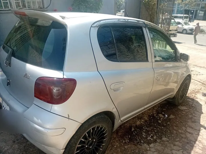 Toyota Vitz 2002 Automatic – photo 5